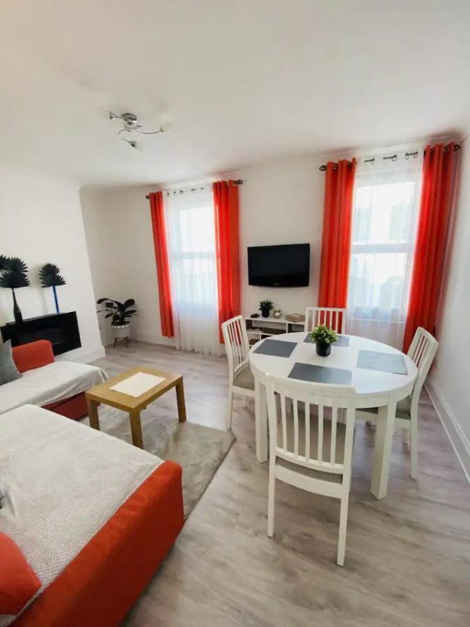 Castle View 2 Bedroom Apartment In Town Centre Hastings Esterno foto