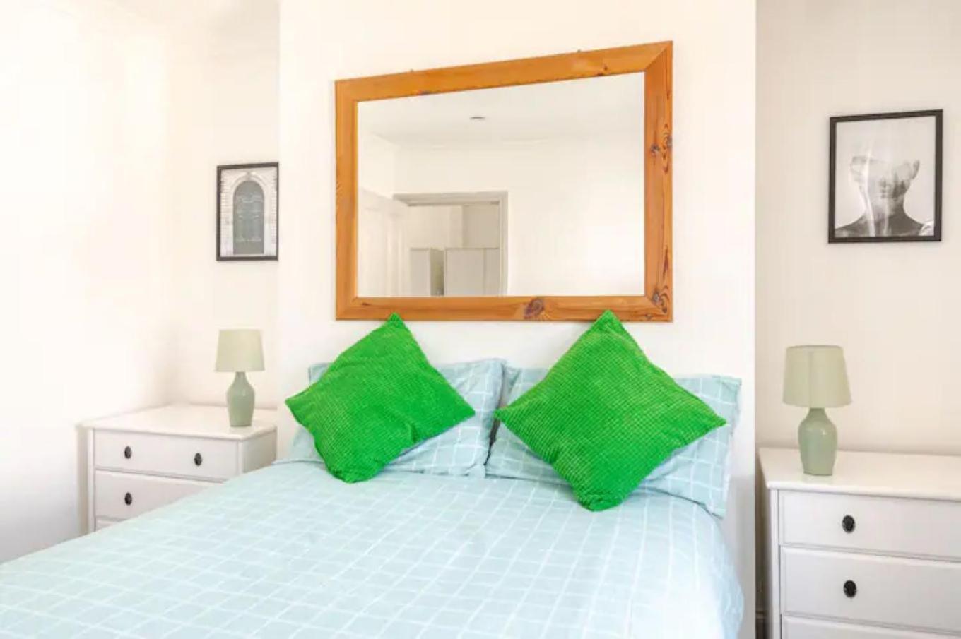 Castle View 2 Bedroom Apartment In Town Centre Hastings Esterno foto