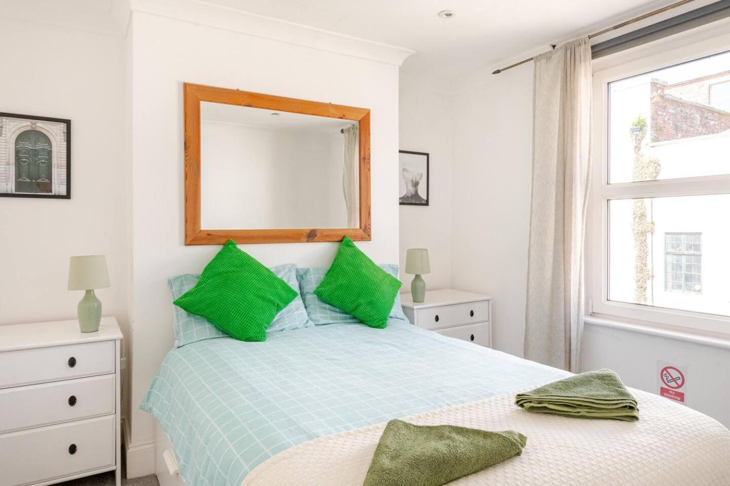Castle View 2 Bedroom Apartment In Town Centre Hastings Esterno foto
