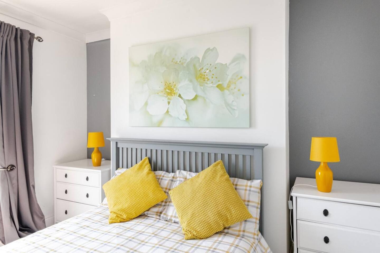 Castle View 2 Bedroom Apartment In Town Centre Hastings Esterno foto